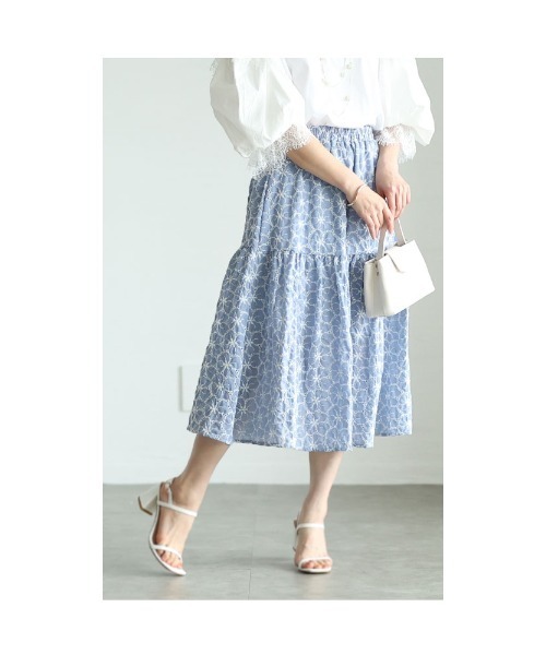 Sawa a la mode（サワアラモード）の「花刺繍レースのティアードスカート（スカート・レディース・ブルー/ブラック・FREE）」の14枚目の写真