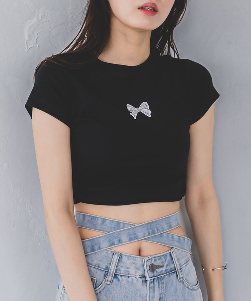 madrepadre(マドレパドレ)の「ラインストーン付きリボンプリントTシャツ(Tシャツ/カットソー・レディース・ブラック/グレー・SMALL/MEDIUM)」の2枚目の写真