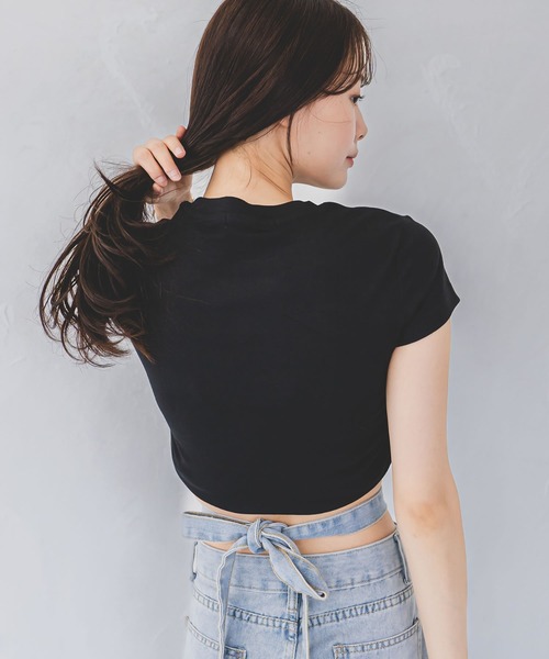 madrepadre(マドレパドレ)の「ラインストーン付きリボンプリントTシャツ(Tシャツ/カットソー・レディース・ブラック/グレー・SMALL/MEDIUM)」の5枚目の写真