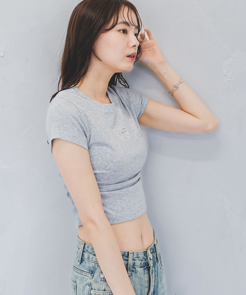 madrepadre(マドレパドレ)の「ラインストーン付きリボンプリントTシャツ(Tシャツ/カットソー・レディース・ブラック/グレー・SMALL/MEDIUM)」の10枚目の写真