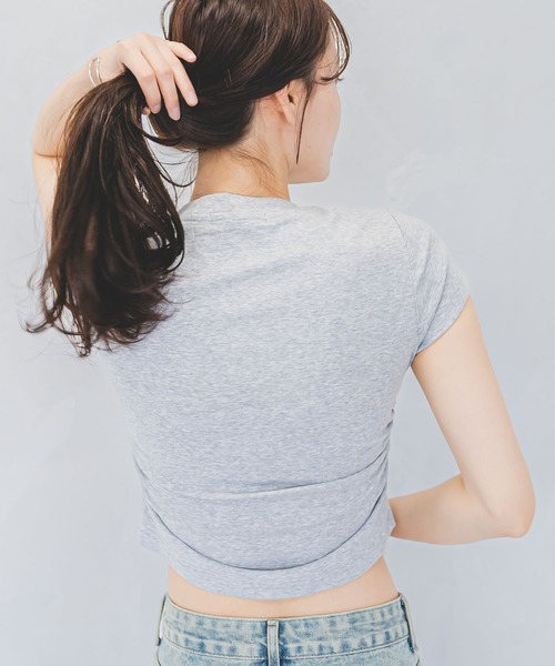 madrepadre(マドレパドレ)の「ラインストーン付きリボンプリントTシャツ(Tシャツ/カットソー・レディース・ブラック/グレー・SMALL/MEDIUM)」の11枚目の写真