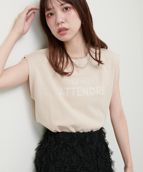 natural couture(ナチュラルクチュール)の「シルケット風ノースリロゴT(タンクトップ・レディース・ライトベージュ/オフホワイト/ブルー/スミクロ・FREE)」の20枚目の写真