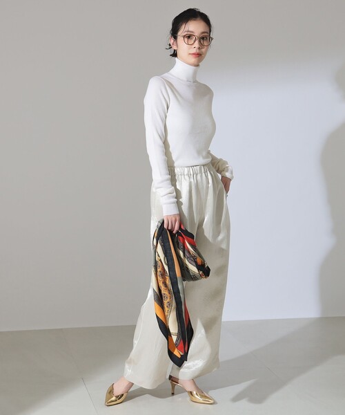 新品！ demi-luxe BEAMS ホワイトパンツ Demi-Luxe BEAMS（デミルクス ビームス）のレディースの