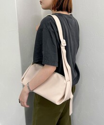 【WEB限定カラーあり】台形ワンショルバッグ