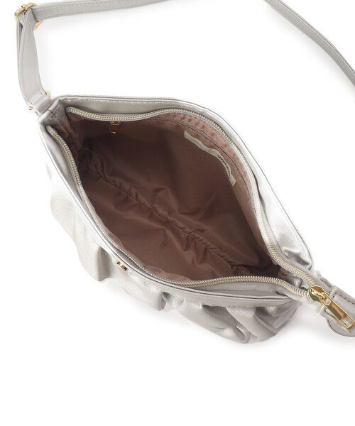 SHOO・LA・RUE（シューラルー）の「◆【軽量】大人かわいい フリルショルダーバッグ（ショルダーバッグ・レディース・アイボリー/ブラック/シルバー・00）」の9枚目の写真