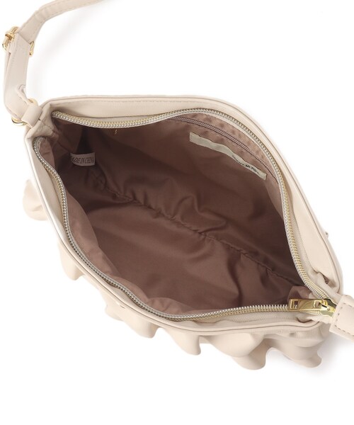 SHOO・LA・RUE（シューラルー）の「◆【軽量】大人かわいい フリルショルダーバッグ（ショルダーバッグ・レディース・アイボリー/ブラック/シルバー・00）」の10枚目の写真