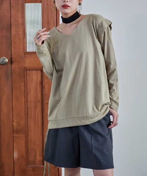 Fashion Letter(ファッションレター)の「【M-5L】ショルダータックドローコードVネックカットソー トップス 長袖 Vネック プルオーバー(Tシャツ/カットソー・レディース・ブラック/オフホワイト/チャコールグレー/カーキ/グレイッシュベージュ・M~L/4L~5L/LL~3L)」の13枚目の写真