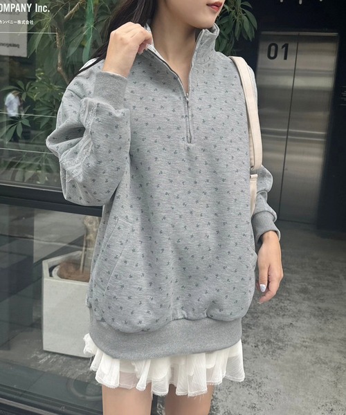 one after another NICE CLAUP(ワンアフターアナザーナイスクラップ)の「ハーフジップオーバーサイズスウェット(スウェット・レディース・チャコールグレー/杢グレー/アイボリー/オフホワイト/ブラウン・FREE)」の6枚目の写真