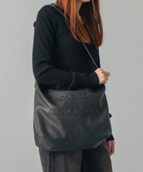 X-girl（エックスガール）の「PATCHED LOGO FAUX LEATHER SHOULDER BAG（ショルダーバッグ・レディース・ブラウン/ブラック・ONE SIZE）」の5枚目の写真