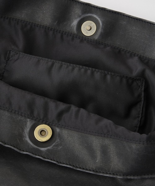 X-girl（エックスガール）の「PATCHED LOGO FAUX LEATHER SHOULDER BAG（ショルダーバッグ・レディース・ブラウン/ブラック・ONE SIZE）」の13枚目の写真