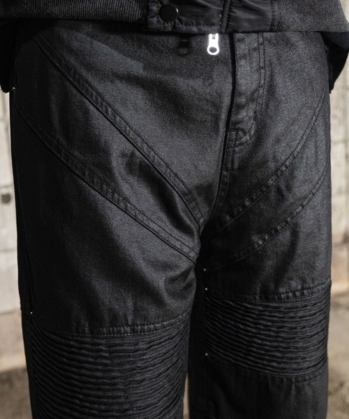 Never mind the XU / Chikashitsu+（ネバーマインド ザ エックスユー / チカシツプラス）の「ストリートファッション DIG YOUR OWN GRAVE ディグ ユア オウン グレイブ COATING BIKER PANTS コーティングバイカーパンツ ワイドカーゴパンツ ワイドパンツ フルレングスパンツ 韓国ファッション 韓国 ストリート（カーゴパンツ・メンズ・ブラック・M/L）」の15枚目の写真