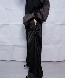 Nora Lily（ノラリリー）の「【Nora Lily】Mad Satin Flower Tuck Pants (UNISEX)（その他パンツ）」