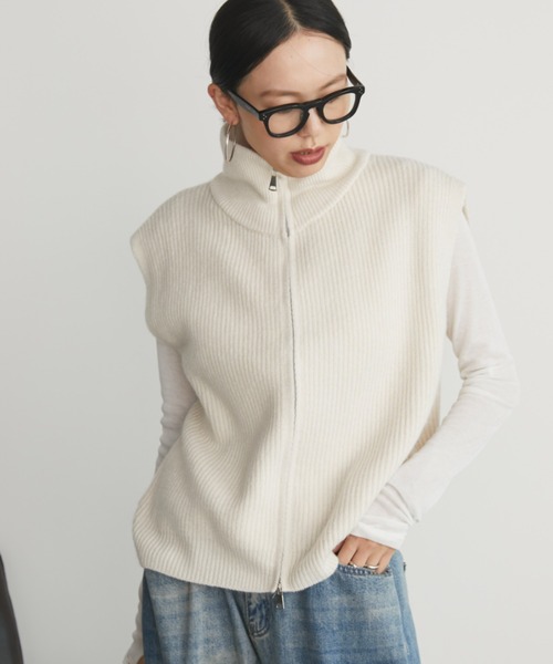 Auntie Rosa Holiday（アンティローザホリデー）の「ジップアップニットベスト（ベスト・レディース・ブラック/アイボリー/ブラウン・FREE）」の6枚目の写真