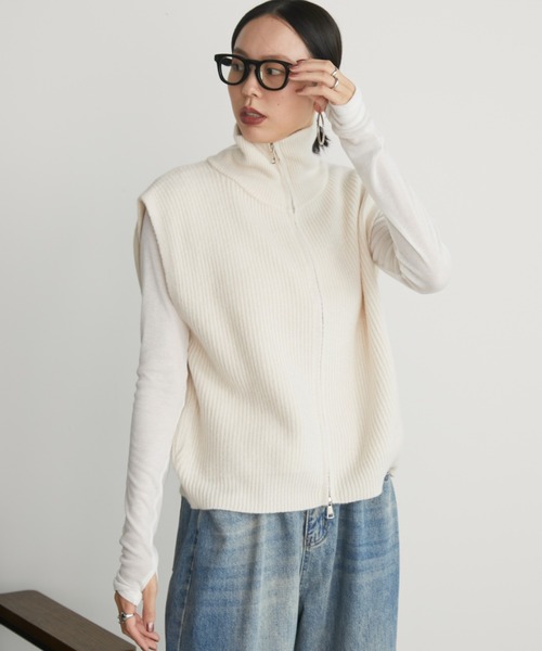 Auntie Rosa Holiday（アンティローザホリデー）の「ジップアップニットベスト（ベスト・レディース・ブラック/アイボリー/ブラウン・FREE）」の9枚目の写真