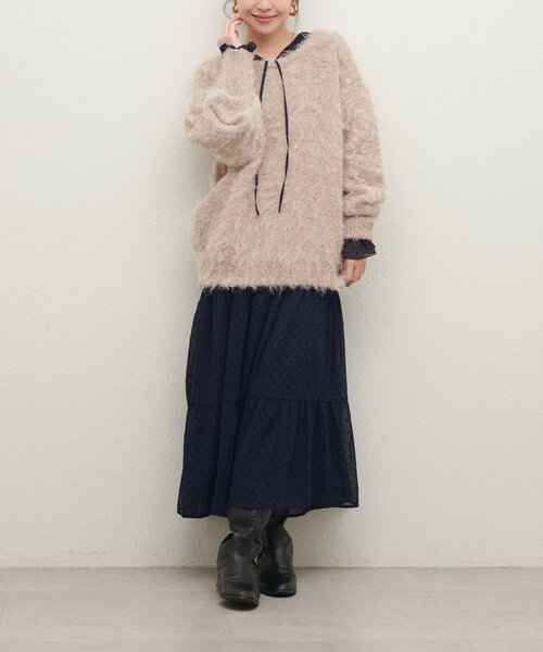 natural couture(ナチュラルクチュール)の「フリルトリム袖ティアードワンピース(ワンピース・レディース・オフホワイト/ネイビー・MEDIUM/LARGE)」の14枚目の写真