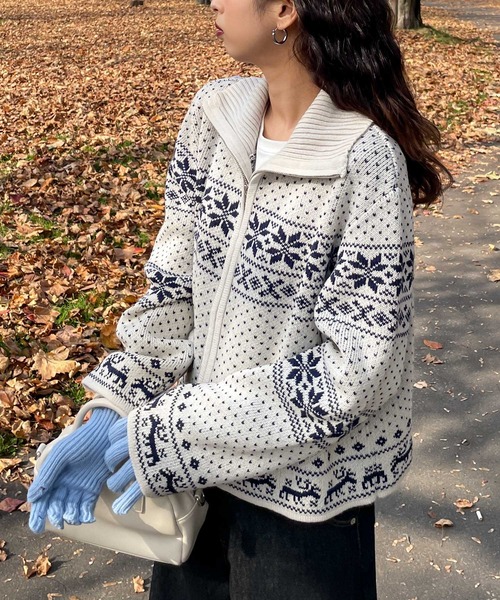 Chillfar（チルファー）の「ノルディック柄ジップニットカーデ（カーディガン/ボレロ・レディース・ネイビー/チャコール/レッド/アイボリー/ブラウン・FREE）」の8枚目の写真