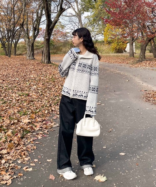 Chillfar（チルファー）の「ノルディック柄ジップニットカーデ（カーディガン/ボレロ・レディース・ネイビー/チャコール/レッド/アイボリー/ブラウン・FREE）」の15枚目の写真