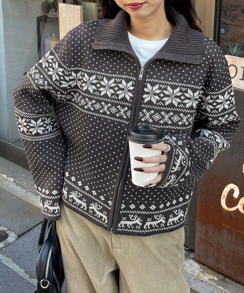 Chillfar（チルファー）の「ノルディック柄ジップニットカーデ（カーディガン/ボレロ・レディース・ネイビー/チャコール/レッド/アイボリー/ブラウン・FREE）」の17枚目の写真