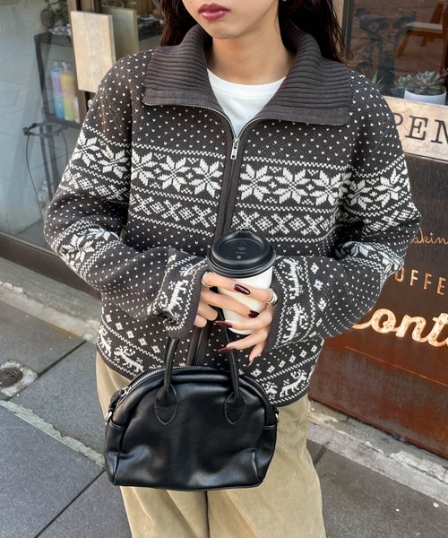 Chillfar（チルファー）の「ノルディック柄ジップニットカーデ（カーディガン/ボレロ・レディース・ネイビー/チャコール/レッド/アイボリー/ブラウン・FREE）」の18枚目の写真