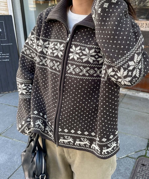 Chillfar（チルファー）の「ノルディック柄ジップニットカーデ（カーディガン/ボレロ・レディース・ネイビー/チャコール/レッド/アイボリー/ブラウン・FREE）」の19枚目の写真