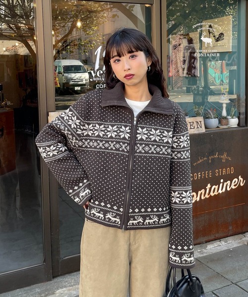 Chillfar（チルファー）の「ノルディック柄ジップニットカーデ（カーディガン/ボレロ・レディース・ネイビー/チャコール/レッド/アイボリー/ブラウン・FREE）」の20枚目の写真