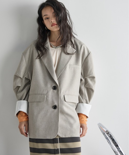 THE YOn(ザヨン)の「2WAYスイッチレースカフシアーロングスリーブT(Tシャツ/カットソー・レディース・イエロー/アイボリー/グレイッシュベージュ/チャコールグレー・FREE)」の19枚目の写真