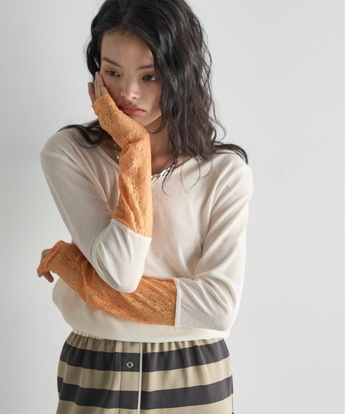 THE YOn(ザヨン)の「2WAYスイッチレースカフシアーロングスリーブT(Tシャツ/カットソー・レディース・イエロー/アイボリー/グレイッシュベージュ/チャコールグレー・FREE)」の16枚目の写真