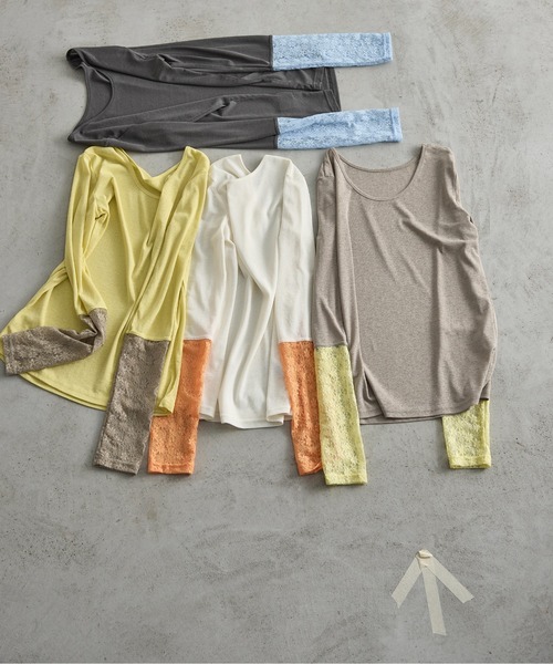 THE YOn(ザヨン)の「2WAYスイッチレースカフシアーロングスリーブT(Tシャツ/カットソー・レディース・イエロー/アイボリー/グレイッシュベージュ/チャコールグレー・FREE)」の6枚目の写真