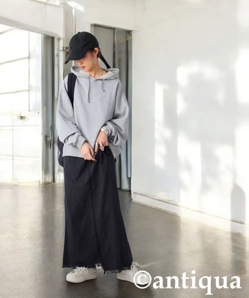 antiqua（アンティカ）の「ストライプ柄アシメロングスカート（スカート・レディース・ブラック/カーキ・ONESIZE）」の5枚目の写真