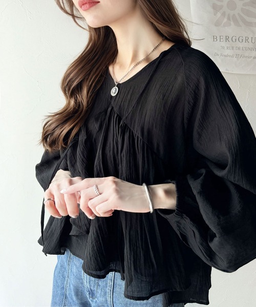 classicalelf（クラシカルエルフ）の「上品な抜け感で、体系カバーも叶う♪シアーアシメフリルブラウス（シャツ/ブラウス・レディース・チャコール/ブラック/グレイッシュベージュ/アイボリー・LARGE/MEDIUM/SMALL/X-LARGE）」の11枚目の写真