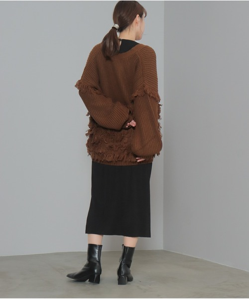 OandI(オーアンドアイ)の「バルキーフリンジカーディガン(カーディガン/ボレロ・レディース・ブラウン/チャコールグレー/ブラック・FREE)」の8枚目の写真