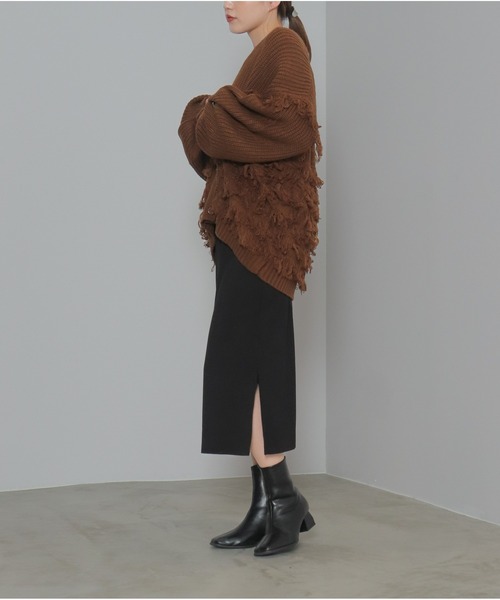 OandI(オーアンドアイ)の「バルキーフリンジカーディガン(カーディガン/ボレロ・レディース・ブラウン/チャコールグレー/ブラック・FREE)」の6枚目の写真