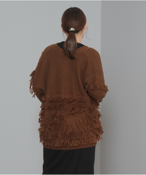 OandI(オーアンドアイ)の「バルキーフリンジカーディガン(カーディガン/ボレロ・レディース・ブラウン/チャコールグレー/ブラック・FREE)」の18枚目の写真