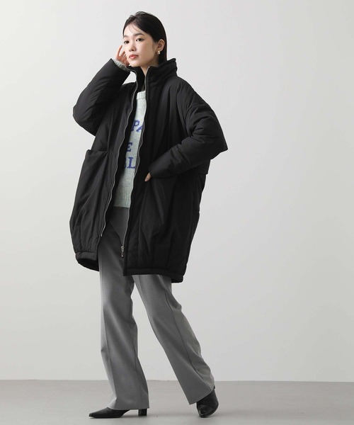 Gready Brilliant(グレディブリリアン)の「スタンド中綿オーバーコート(その他アウター・レディース・ブラック/ライトベージュ・FREE)」の4枚目の写真