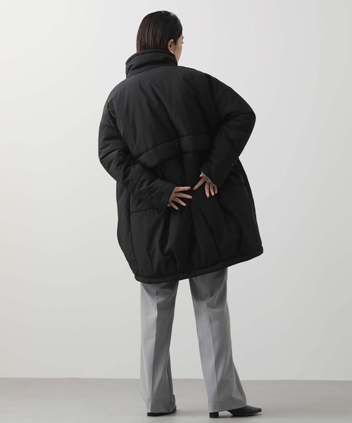 Gready Brilliant(グレディブリリアン)の「スタンド中綿オーバーコート(その他アウター・レディース・ブラック/ライトベージュ・FREE)」の5枚目の写真