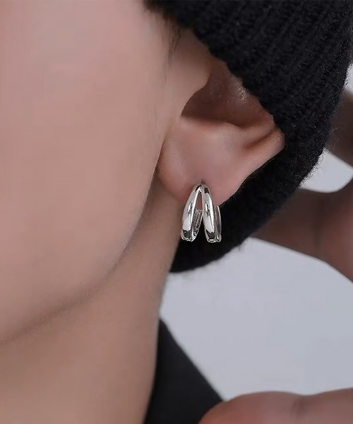 SBG（エスビー）の「SBG ダブルフープピアス 片耳（ピアス（片耳用）・メンズ・ブラック/シルバー・FREE）」の2枚目の写真