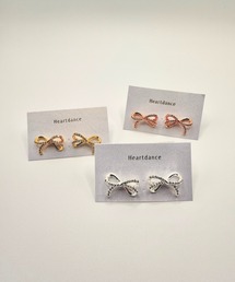 キュービックリボンピアス