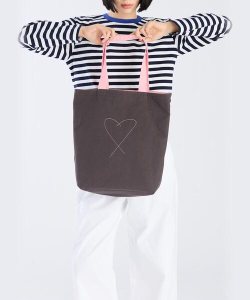 agnes b.（アニエスベー）の「ロゴ コットン リバーシブル トートバッグ ”Paulette” YAS18－01（トートバッグ・レディース・ピンク系・FREE）」の22枚目の写真