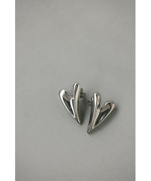 STYLEMIXER(スタイルミキサー)の「ハーティーミディアムピアス(ピアス(両耳用)・レディース・シルバー/ゴールド・FREE)」の4枚目の写真