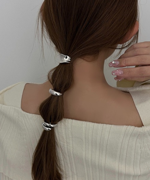 apres jour mignon(アプレジュールミニョン)の「【apresjour mignon×ARIAZ】3セットメタルヘアカフ(その他ヘアアクセサリー・レディース・ライトグレー/ゴールド/ナチュラル/シルバー/アイボリー/杢グレー・ONESIZE)」の5枚目の写真
