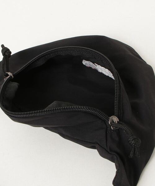 FIRST DOWN（ファーストダウン）の「軽量 ミニ ボディバッグ（ボディバッグ/ウエストポーチ・メンズ・ブラック/ブルーグリーン/ホワイト・F）」の10枚目の写真