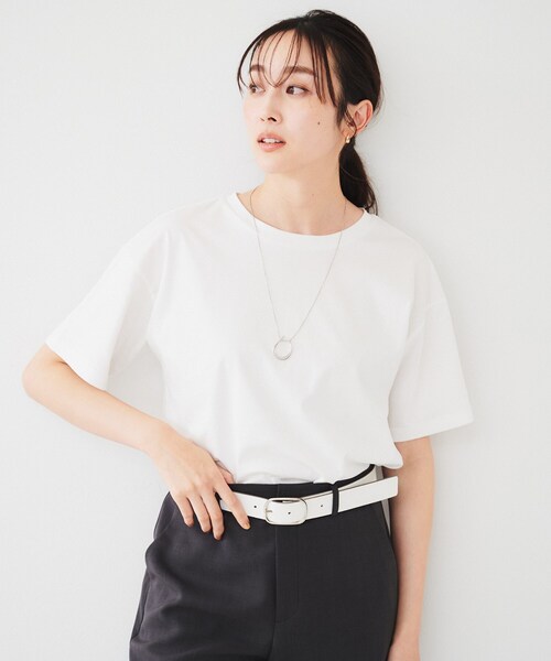 UNTITLED(アンタイトル)の「【接触冷感/抗菌防臭/マシンウォッシャブル】クリアスムース Tシャツ(Tシャツ/カットソー・レディース・ブラック/ホワイト・00/02/04/44/48/50)」の4枚目の写真