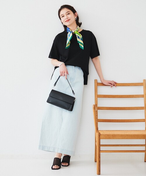 UNTITLED(アンタイトル)の「【接触冷感/抗菌防臭/マシンウォッシャブル】クリアスムース Tシャツ(Tシャツ/カットソー・レディース・ブラック/ホワイト・00/02/04/44/48/50)」の10枚目の写真