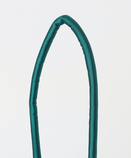 NE QUITTEZ PAS!（ヌキテパ）の「＜ne Quittez pas＞SHIRRING バッグ＜Select by EMMEL REFINES＞（ショルダーバッグ・レディース・オフホワイト/ケリーグリーン・FREE）」の6枚目の写真