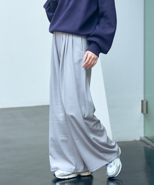 slattgir(スラットジール)の「高身長 タックリラックスワイドパンツ(トールサイズ) Essenave≪動画あり≫(その他パンツ・レディース・ライトグレー/ブラウン・M/L/LL/3L/4L/5L)」の9枚目の写真