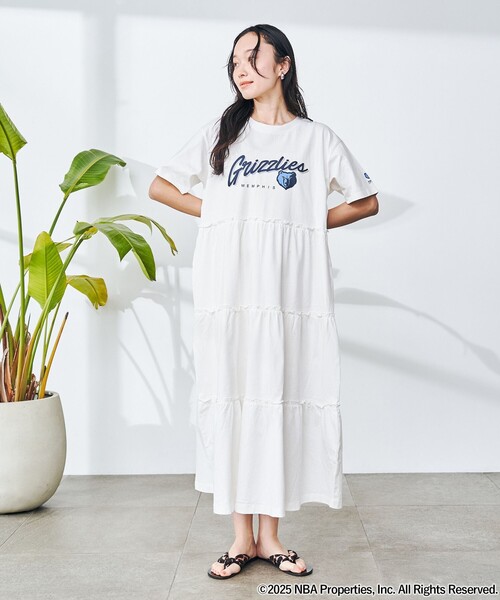 coen(コーエン)の「NBA別注 ティアードロゴプリントTシャツワンピース(ワンピース・レディース・オフホワイト/レッド/ダークグレー・FREE)」の10枚目の写真