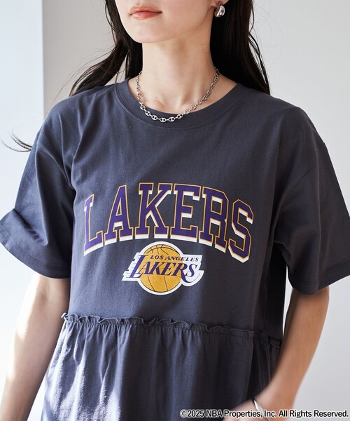 coen(コーエン)の「NBA別注 ティアードロゴプリントTシャツワンピース(ワンピース・レディース・オフホワイト/レッド/ダークグレー・FREE)」の14枚目の写真