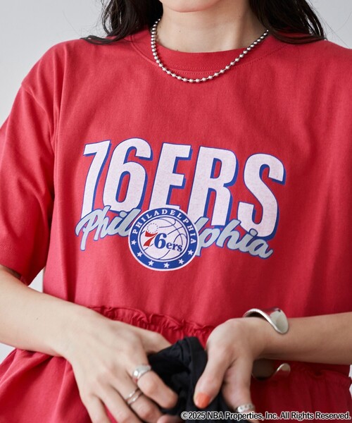 coen(コーエン)の「NBA別注 ティアードロゴプリントTシャツワンピース(ワンピース・レディース・オフホワイト/レッド/ダークグレー・FREE)」の19枚目の写真
