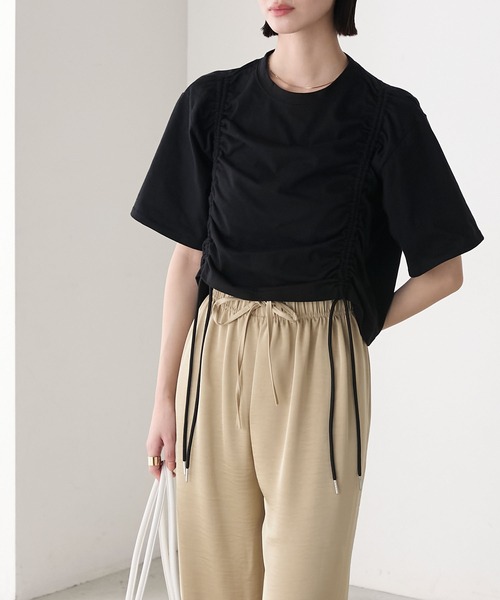 forksy.(フォルクシー)の「【forksy.】ドロストギャザー クロップド丈Tシャツ(Tシャツ/カットソー・レディース・ホワイト/ライトイエロー/ブルー/ブラック・FREE)」の19枚目の写真
