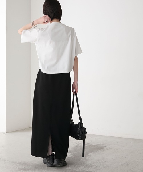 forksy.(フォルクシー)の「【forksy.】ドロストギャザー クロップド丈Tシャツ(Tシャツ/カットソー・レディース・ホワイト/ライトイエロー/ブルー/ブラック・FREE)」の14枚目の写真